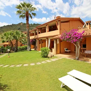 Rei Marina Apartment